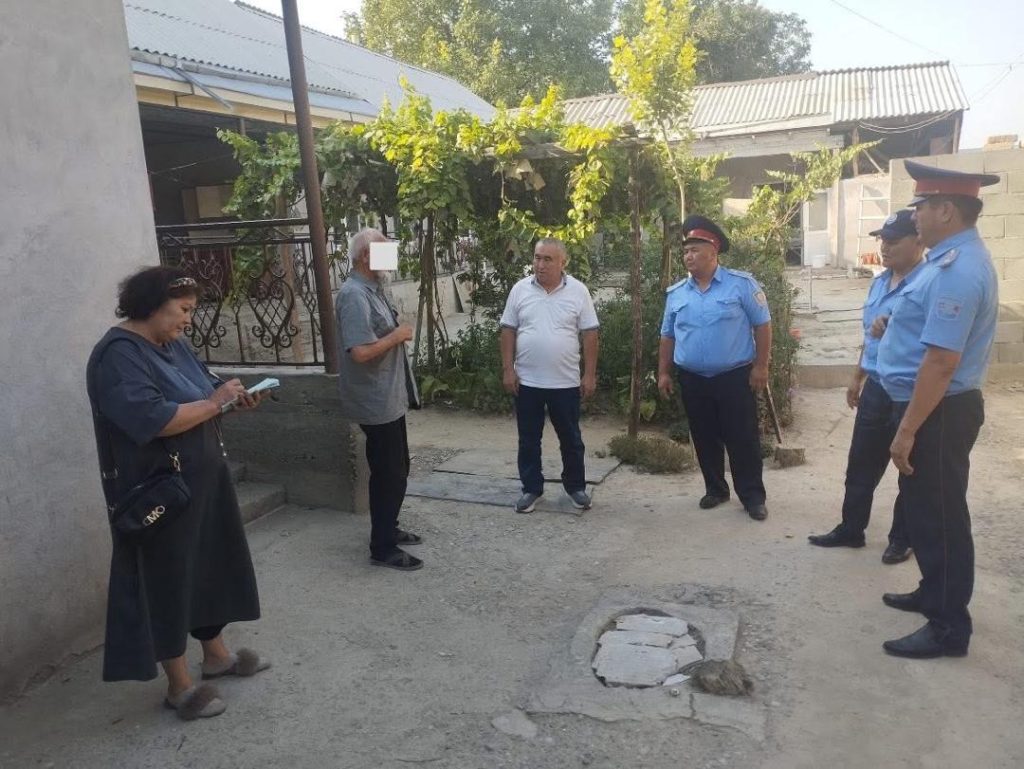 социалдык кызматкерлер